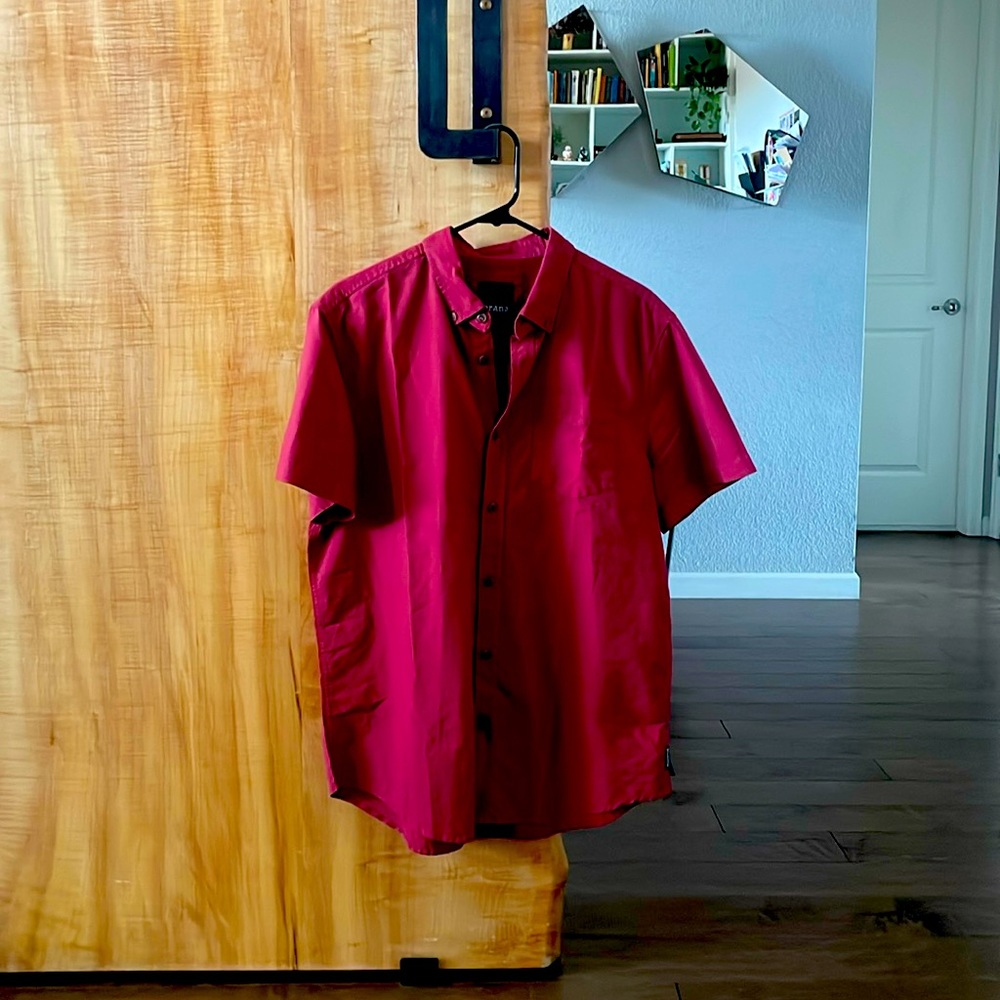 Men’s prAna shirt